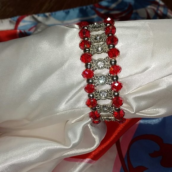 Hand Beaded Rhinestone & Red Stretch Bracelet - Picture 3 of 4